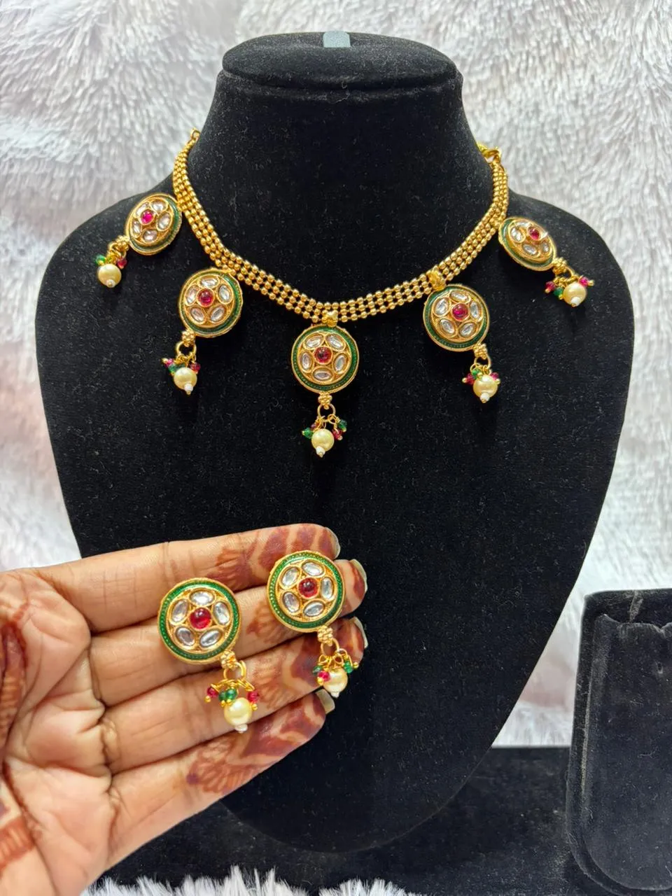 JB73.1 Classic South Indian Style Minimal Necklace Set - Image 1