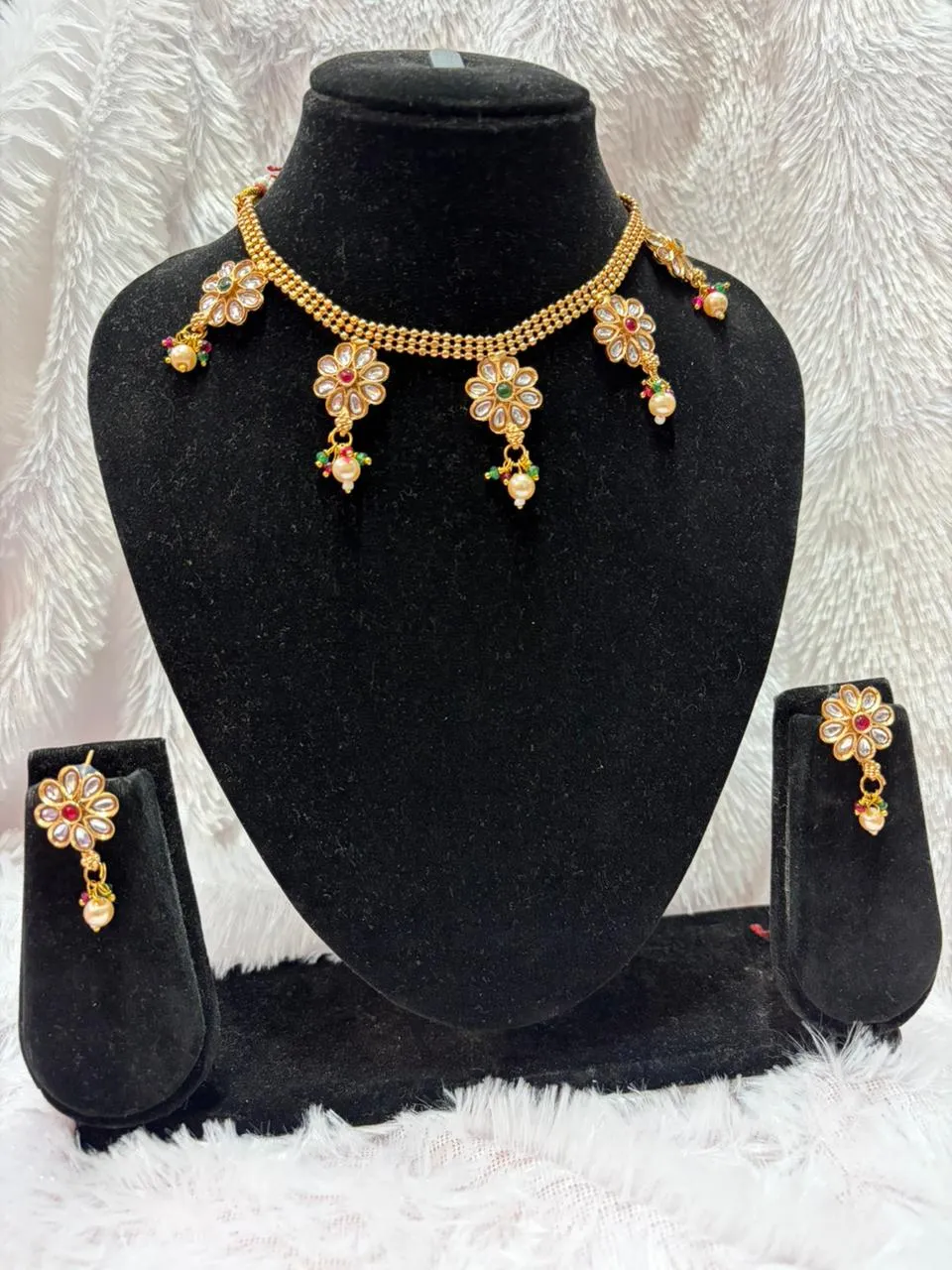 JB75.1 Classic South Indian Style Minimal Necklace Set - Image 1