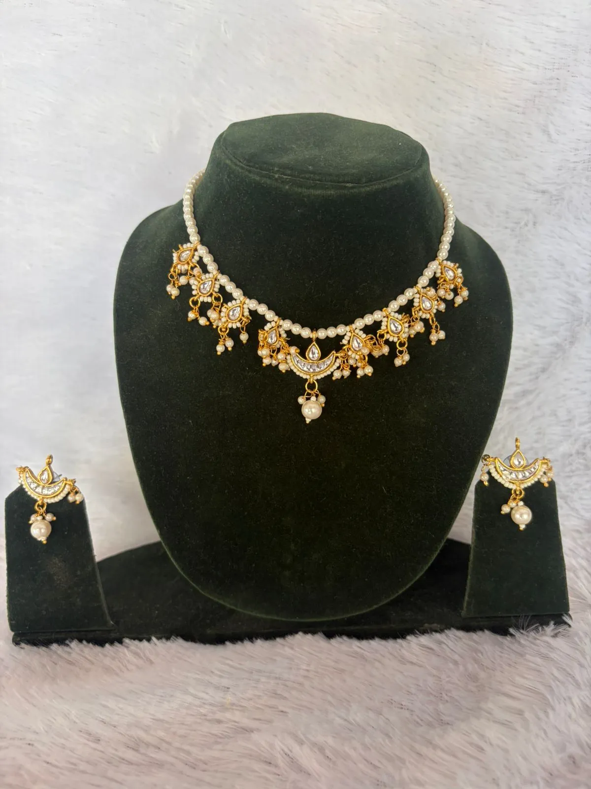 JB123.1 Classic Pearl & White Kundan Chand Neckset - Image 1