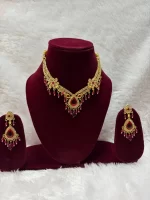 A premium mini Aad necklace set featuring elegant traditional styling, perfect for festive and lightweight ethnic wear. - Image 3