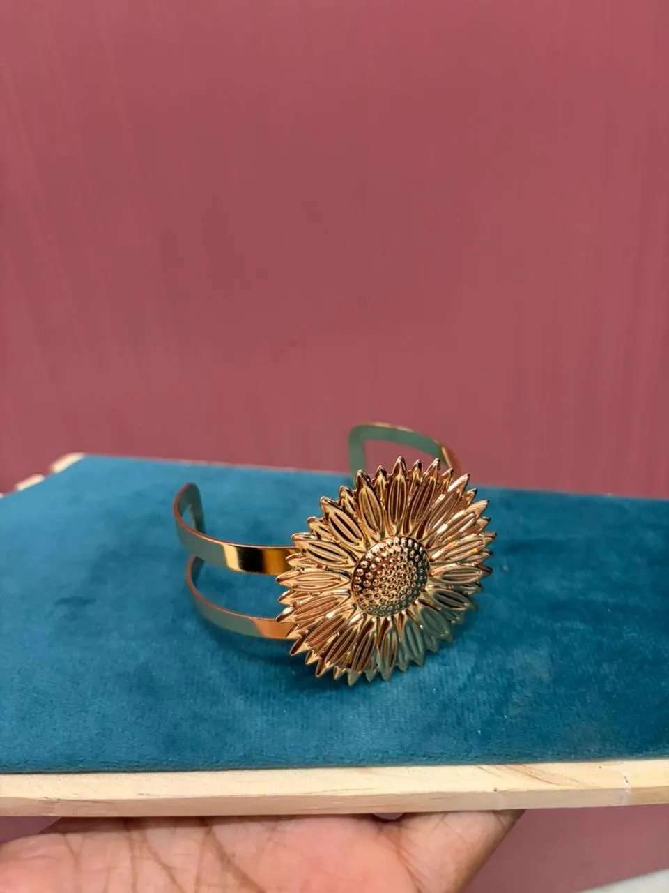 JB205.1-1.webp Viral Sunflower Handcuff Adjustable (Not Antitarnish) - Image 1