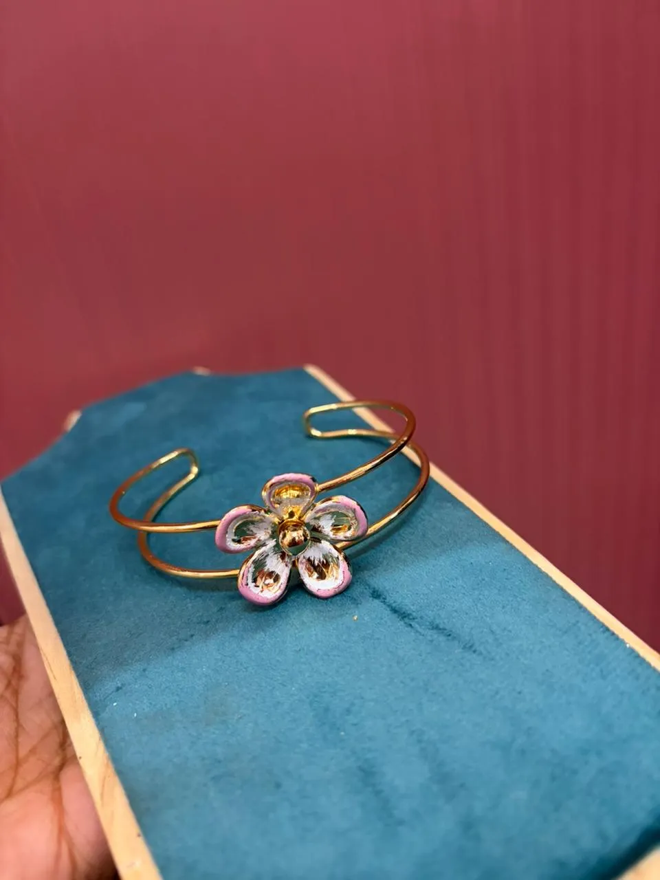 JB206.1-1.webp Viral Floral Handcuff Adjustable (Not Antitarnish) - Image 1