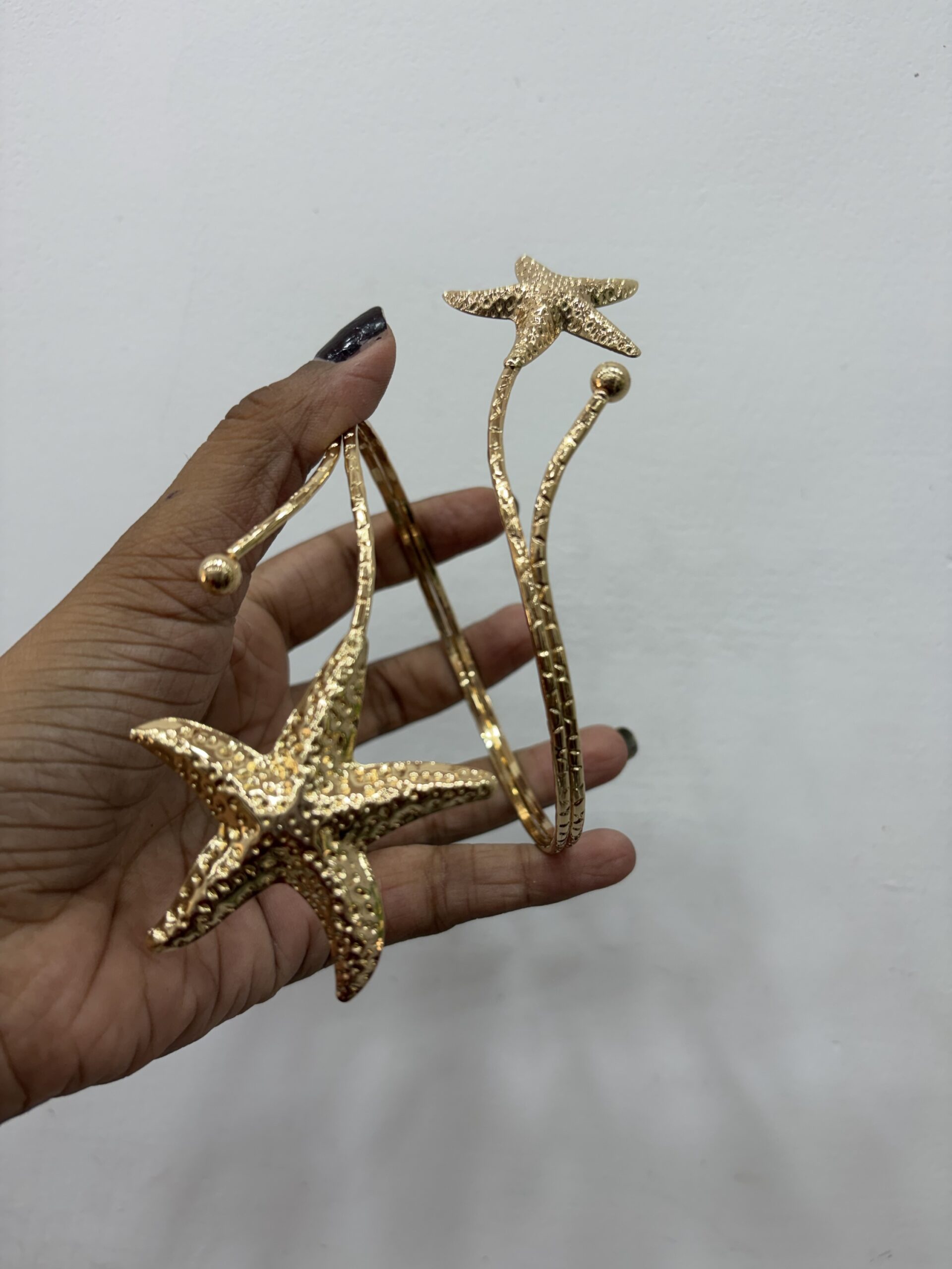 img_4805 Arm cuff star design - Image 1