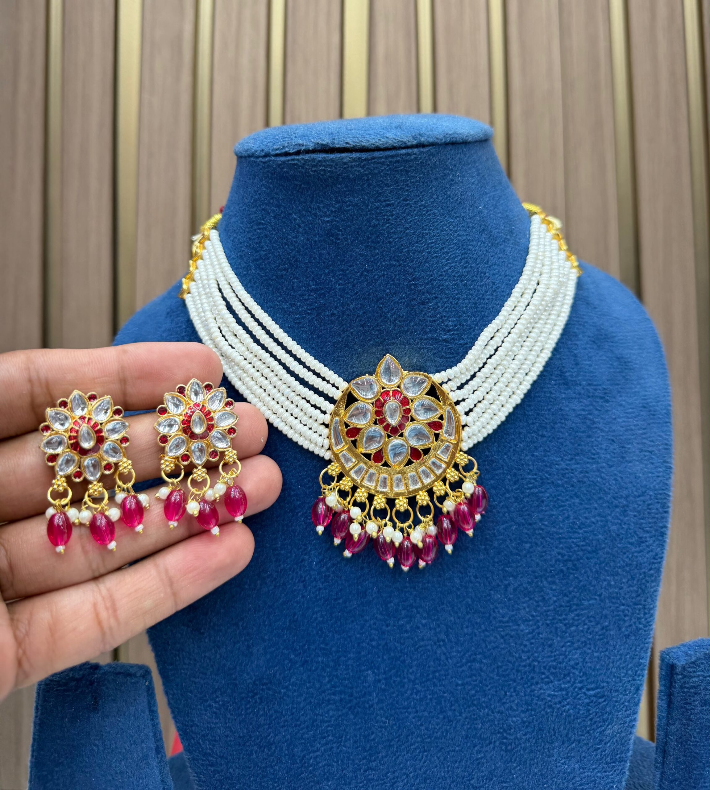 f5d591a4-5094-4183-add3-ff6b91abc304-2 Kundan heavy Rani choker - Image 1